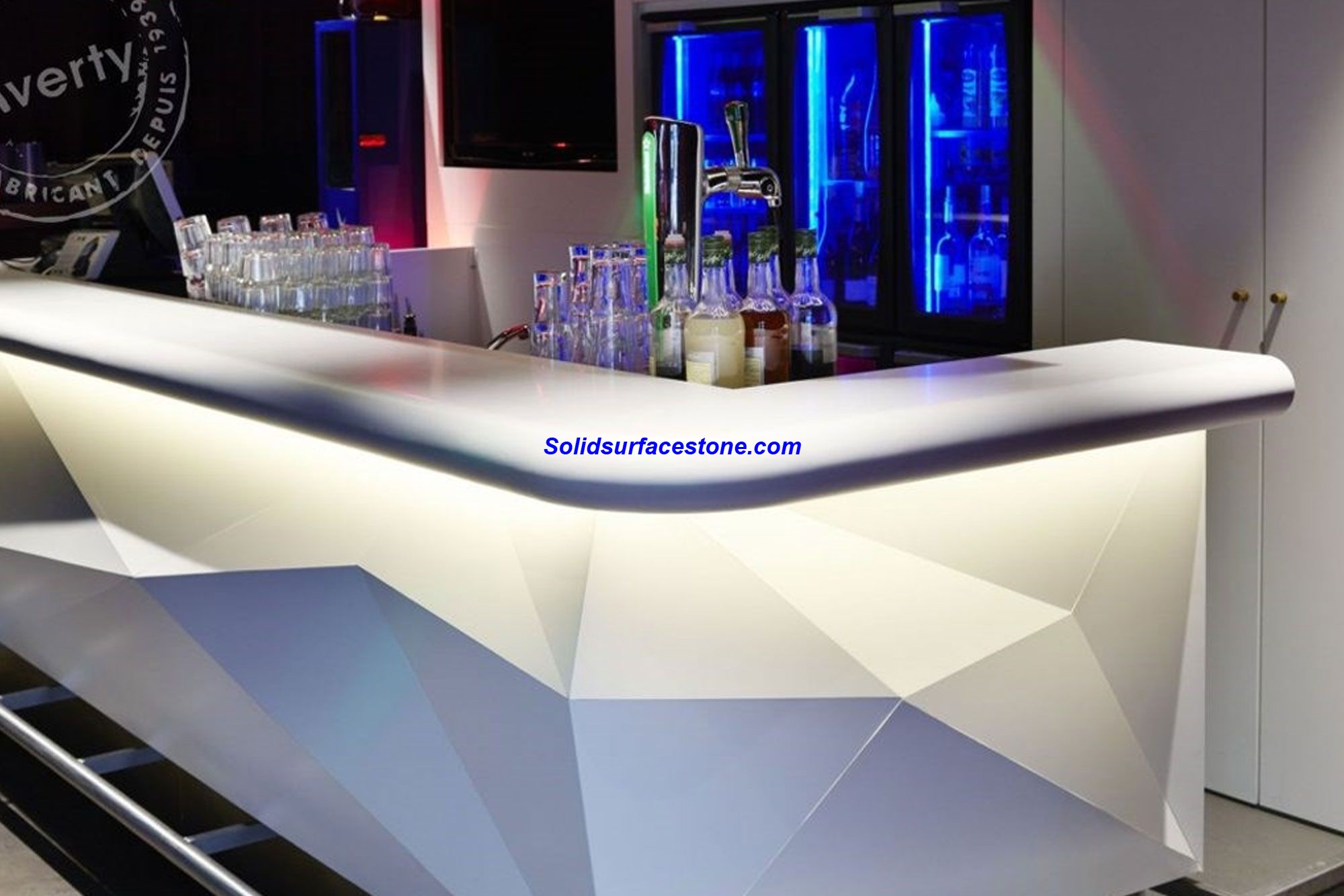 solid surface restaurant table