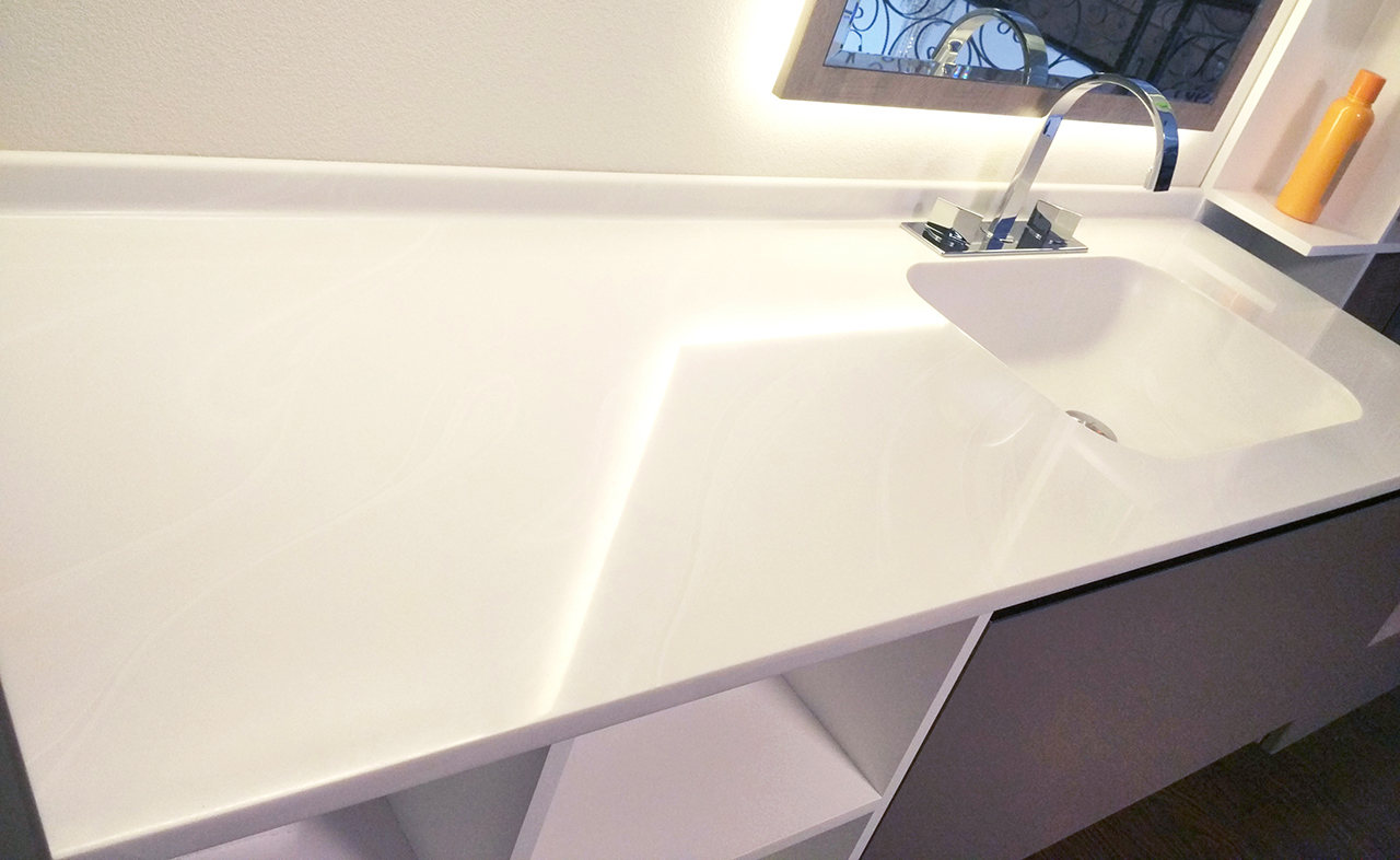 "Solid Surface for Bathrooms: Waterproofing And Hygiene Benefits"